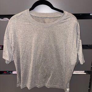 Vuori heather gray Short Sleeve Tee